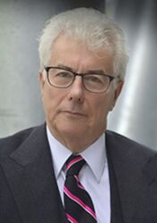 KEN FOLLETT